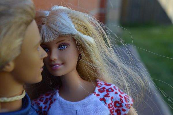 Barbie divorțează de Ken