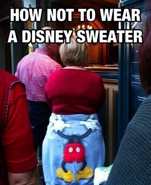 Cum să nu porți un pulover Disney