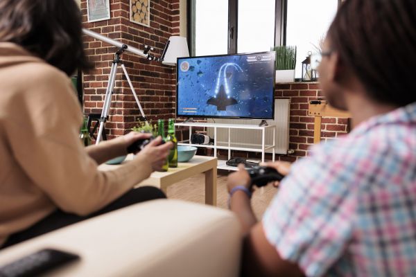 Doi gameri se jucau World of Warcraft în noaptea de Înviere