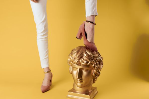 – Dacă îmi vei da fiica de soție, îți voi da greutatea ei în aur