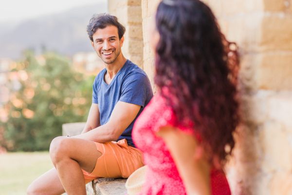 - De ce te-ai însurat?