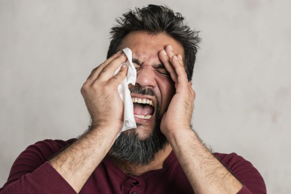 – Baby, am făcut ceva foarte foarte rău! Iartă-mă!