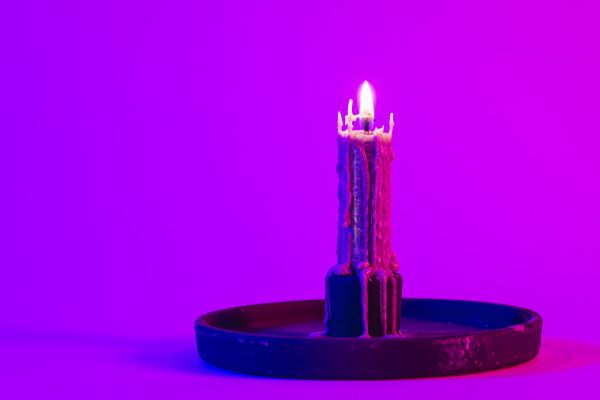 – Ieri mi-au tăiat curentul