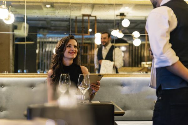 Notă de plată umflată