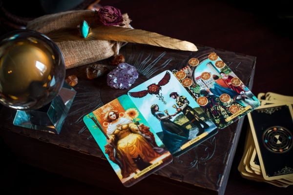 Ce i-a prezis o clarvăzătoare unui bărbat: - Soția dumitale va fi frumoasă