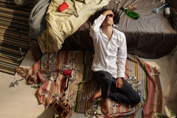 Mitică nu are noroc în dragoste