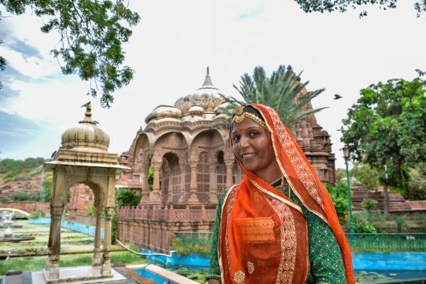 Un român își petrece vacanța în India