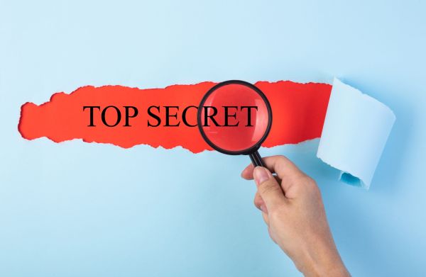 Ion e căutat de SRI