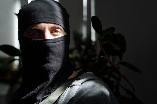 Surpriza unui hoţ de buzunare