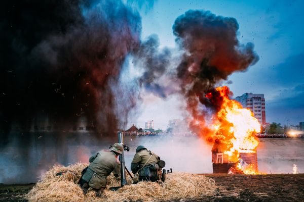 Bulă şi Ştrulă în timpul războiului