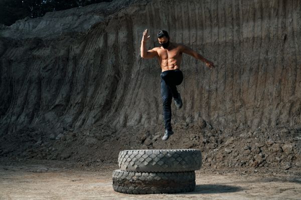 Cascadorul şi scenele periculoase