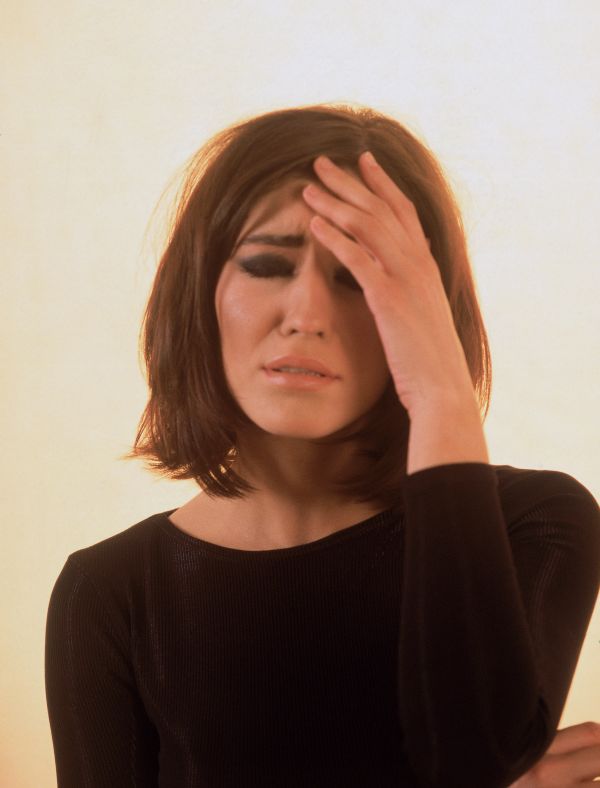 Doi indieni vorbeau.  El: -Peșteră Adâncă... de ce ești așa de tristă?