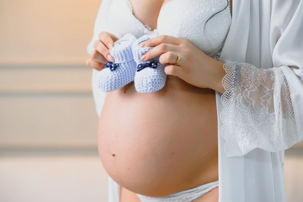 - Domnule doctor, în ce poziție voi naște copilul?