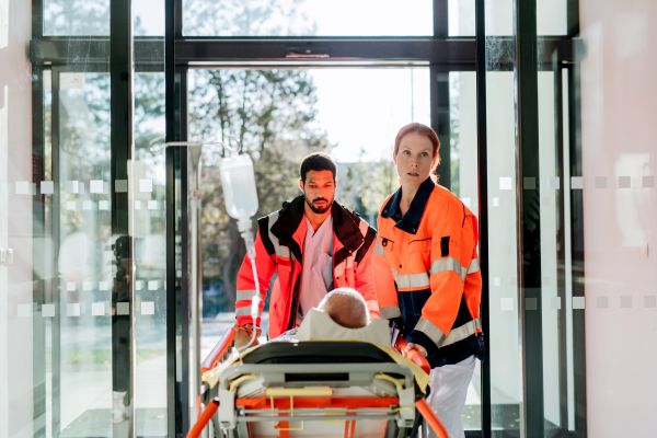 La UPU vine un medic proctolog