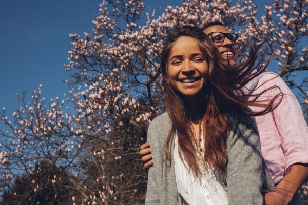 - M-a sunat fosta iubită