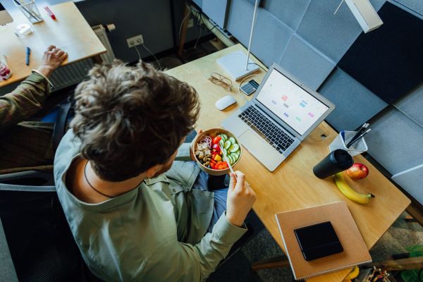 – Fiule, ai mâncat ceva astăzi?