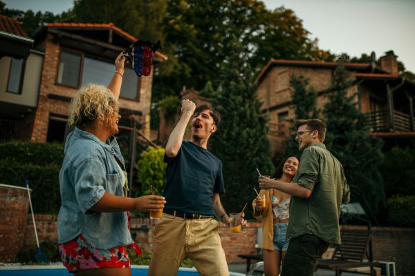 – A luat-o razna vecinul meu, Bulă