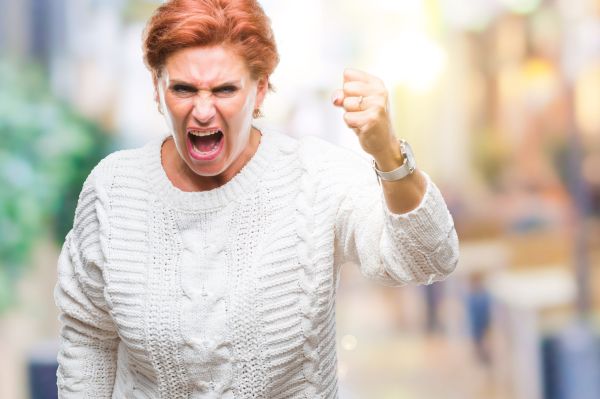 Undeva-n Ardeal.  Maria furioasă foc