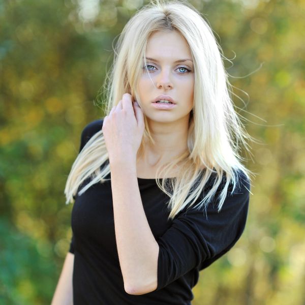 Maria are chef de ceva acţiune