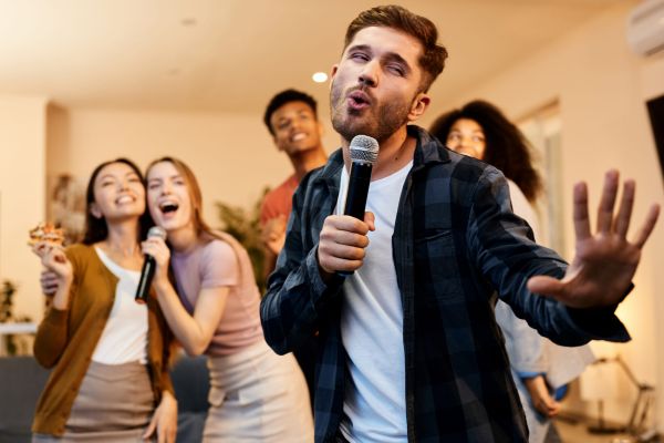 – Mă făcu mama oltean, măi…